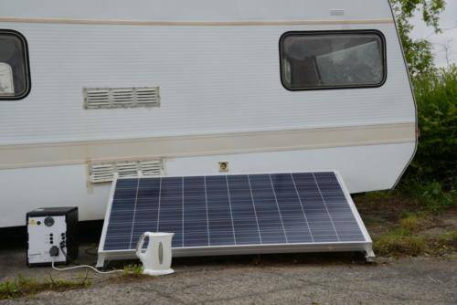 Inselanlage auf dem Campingplatz Steckdosenmodul